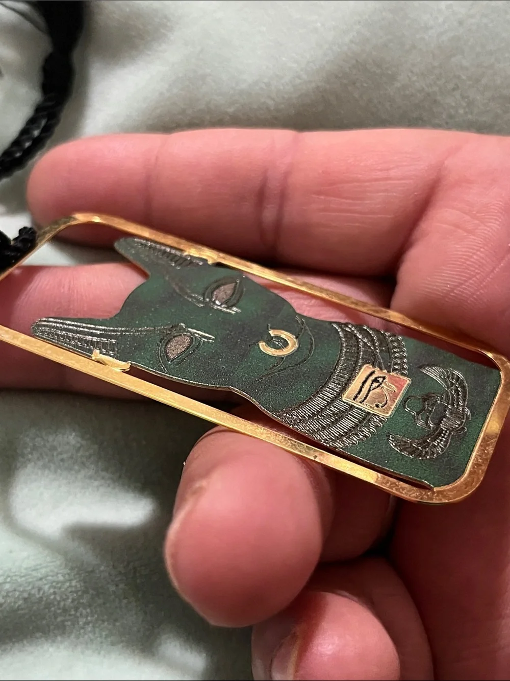 Egyptian Cat Decorative Pendant Ornament in Green and Gold